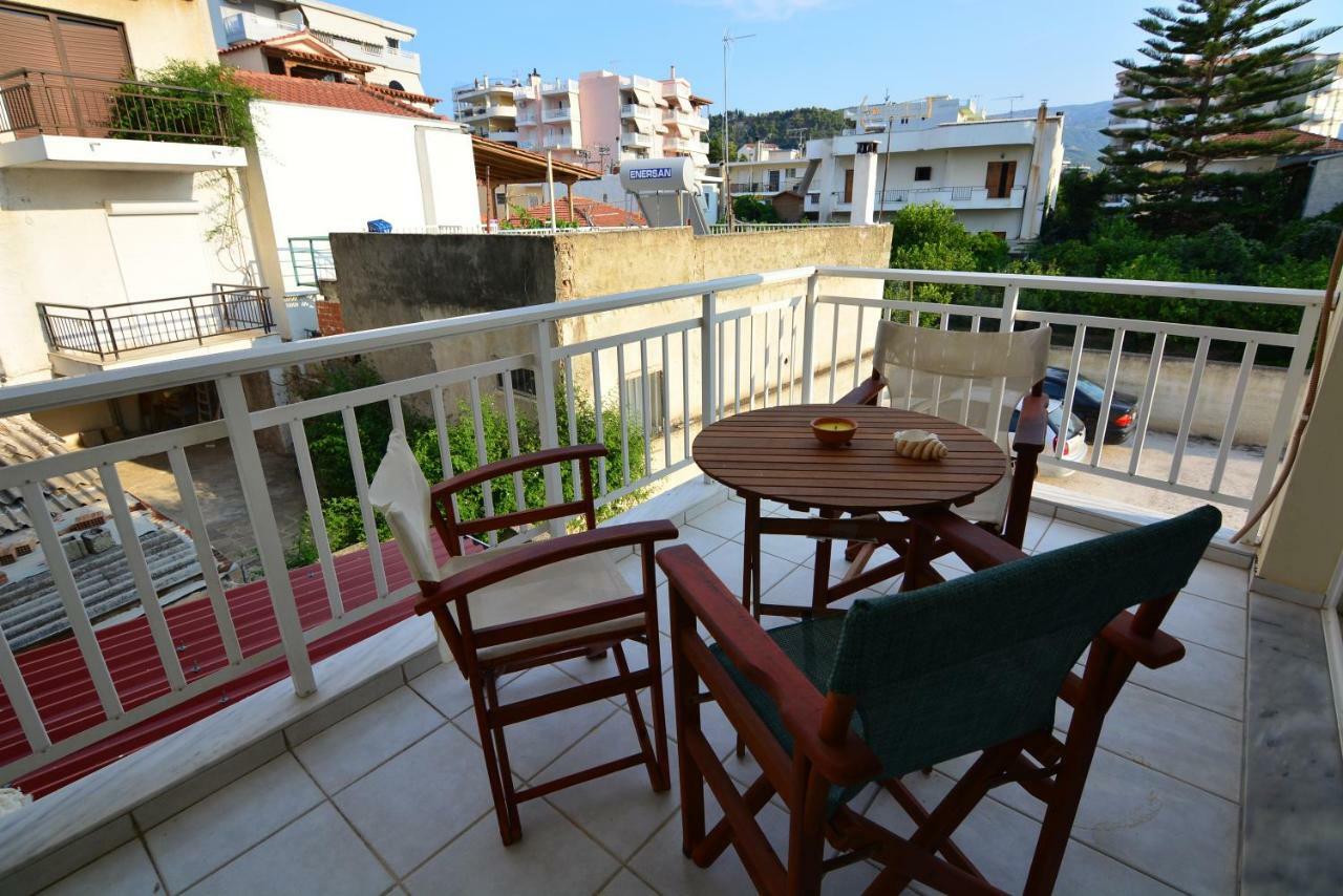 Mara'S Apartments ซิโลกาสโตร ภายนอก รูปภาพ